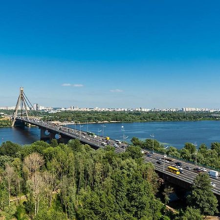 Apartments With Crazy Panoramic View Of The Dniepr Kiev Bagian luar foto