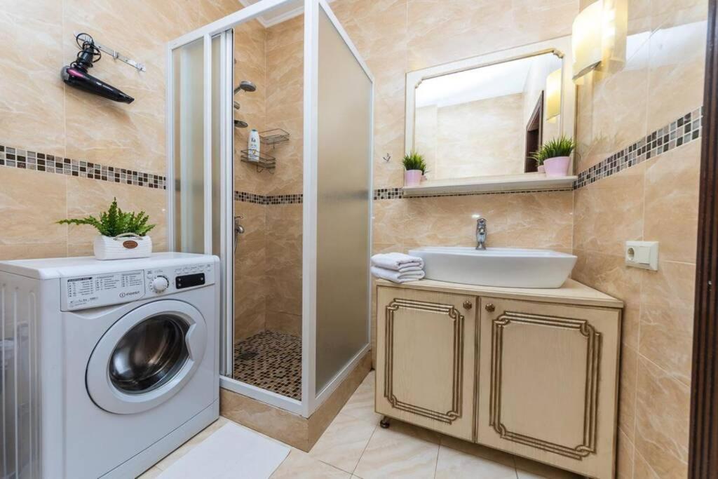 Apartments With Crazy Panoramic View Of The Dniepr Kiev Bagian luar foto