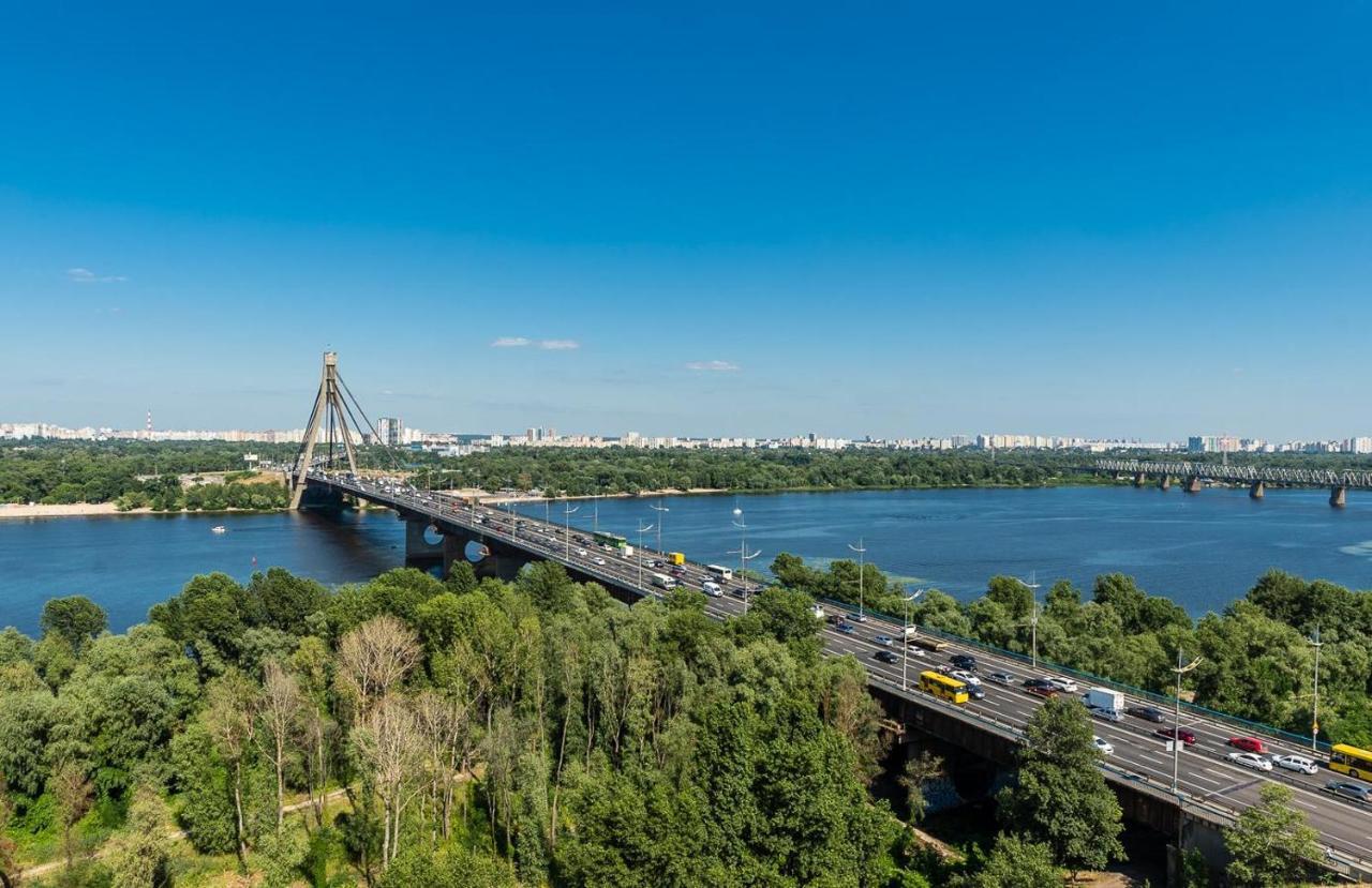 Apartments With Crazy Panoramic View Of The Dniepr Kiev Bagian luar foto