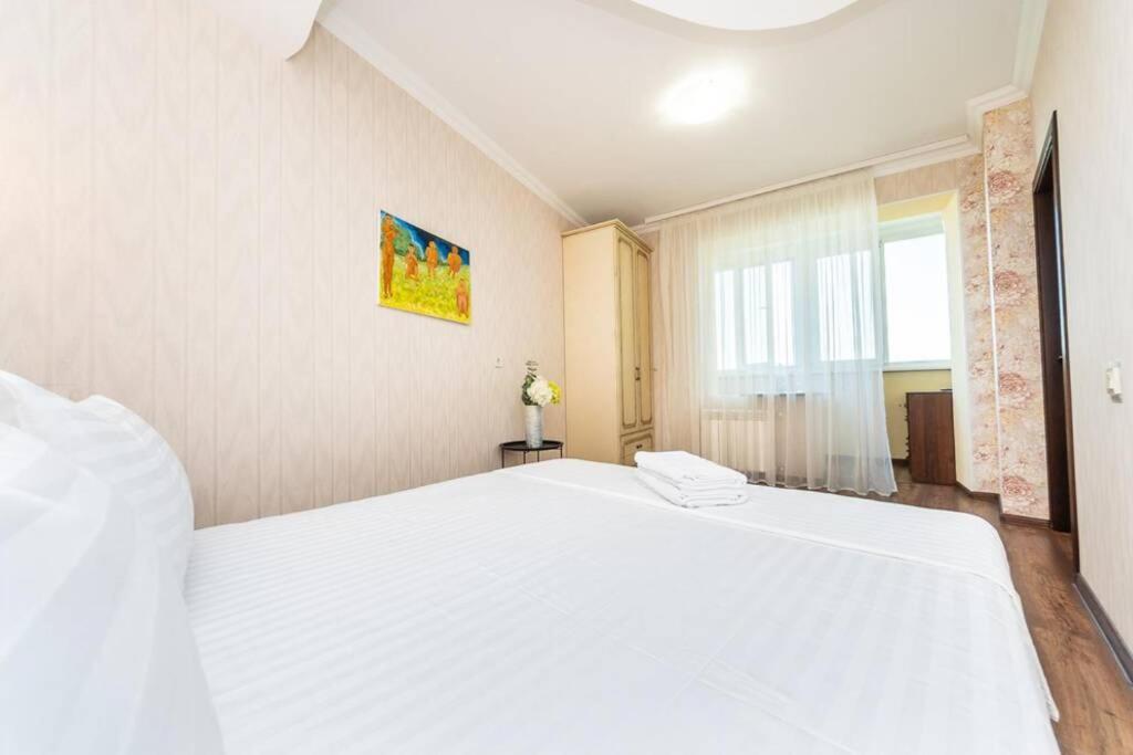 Apartments With Crazy Panoramic View Of The Dniepr Kiev Bagian luar foto